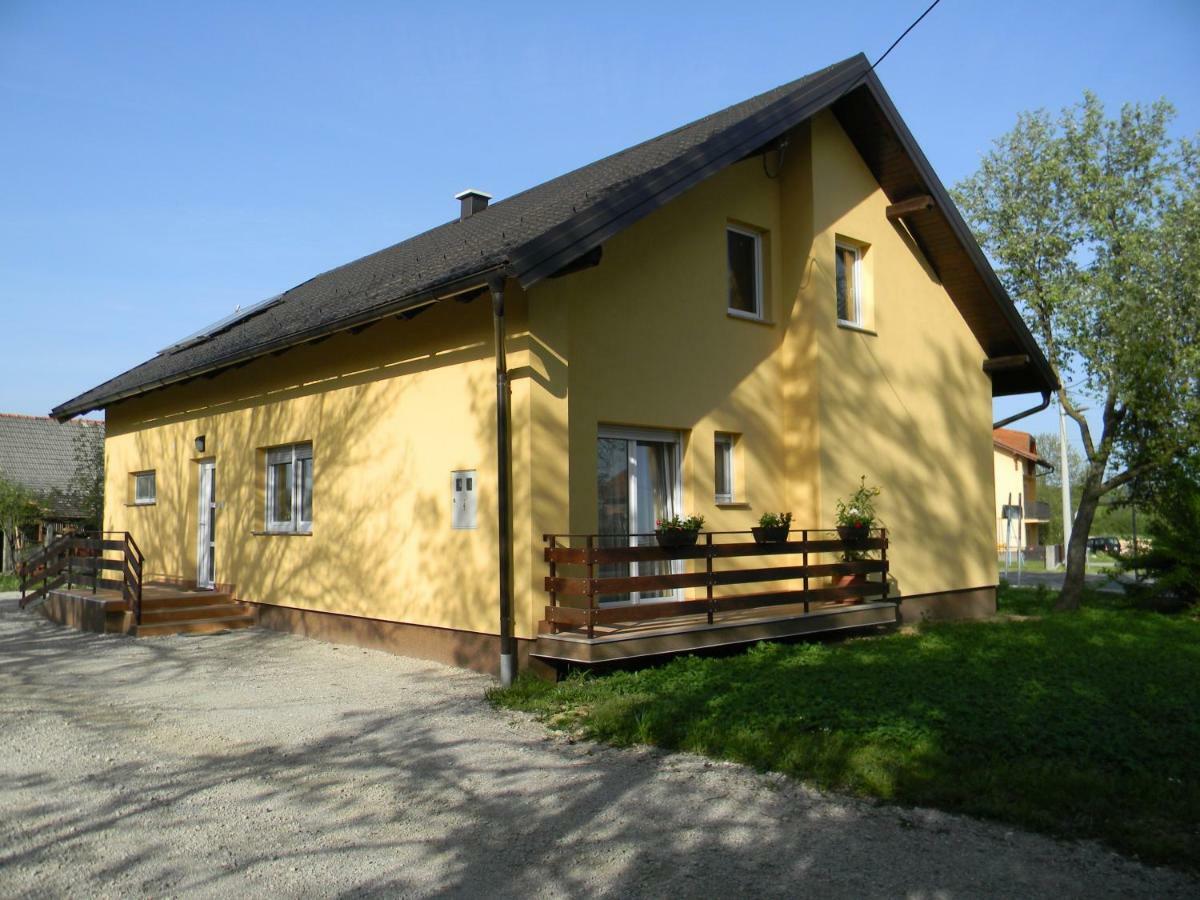 Apartment Slavek *